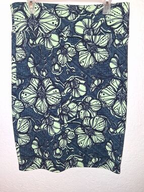LuLaRoe Women L Blue Green Floral Knit Pencil Skirt Pull On Knee Length Stretch